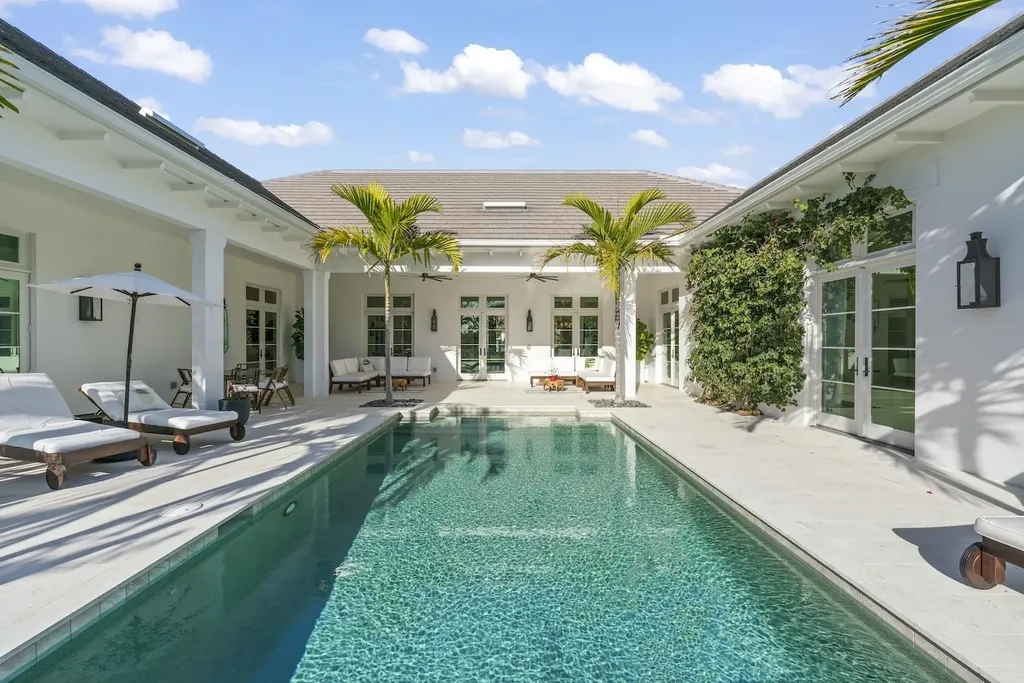 2297 Wulfert Road Sanibel FL 33957