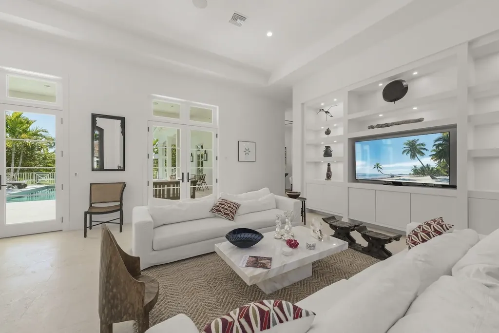 2297 Wulfert Road Sanibel FL 33957