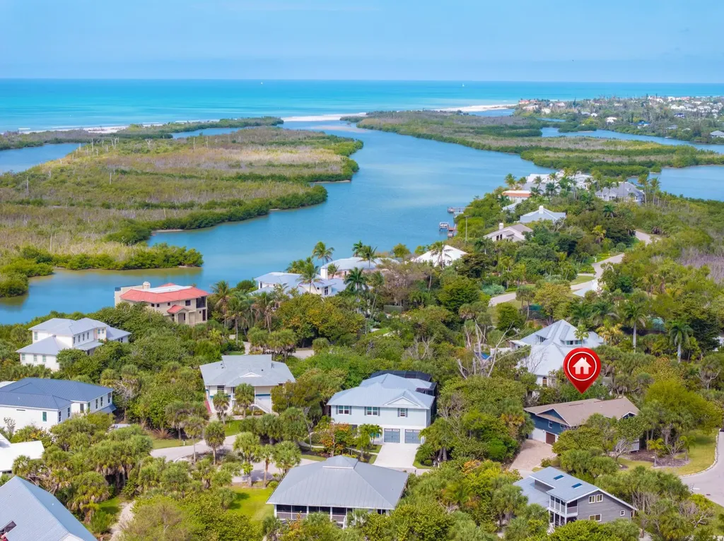 1813 Long Point Lane Sanibel FL 33957