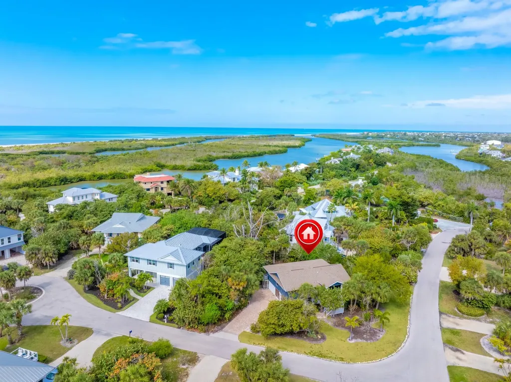 1813 Long Point Lane Sanibel FL 33957