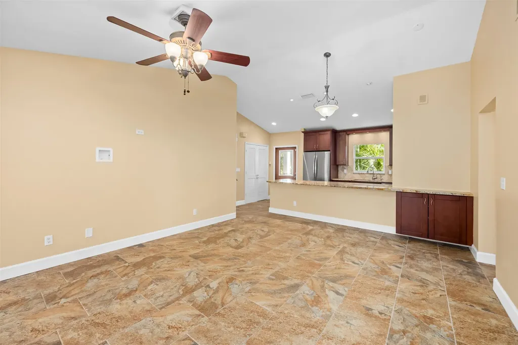 1813 Long Point Lane Sanibel FL 33957