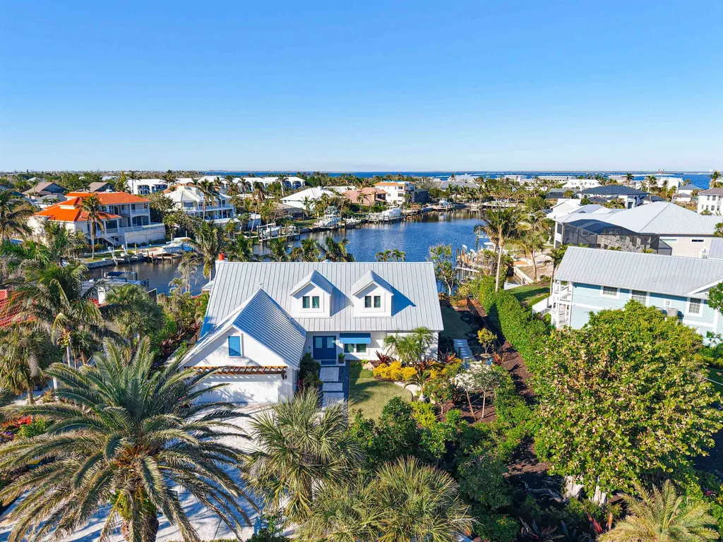 750 Periwinkle Way Sanibel FL 33957