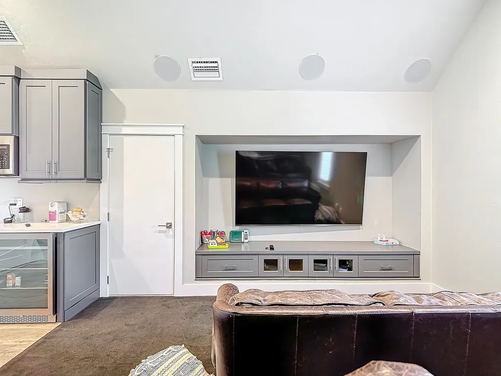 750 Periwinkle Way Sanibel FL 33957