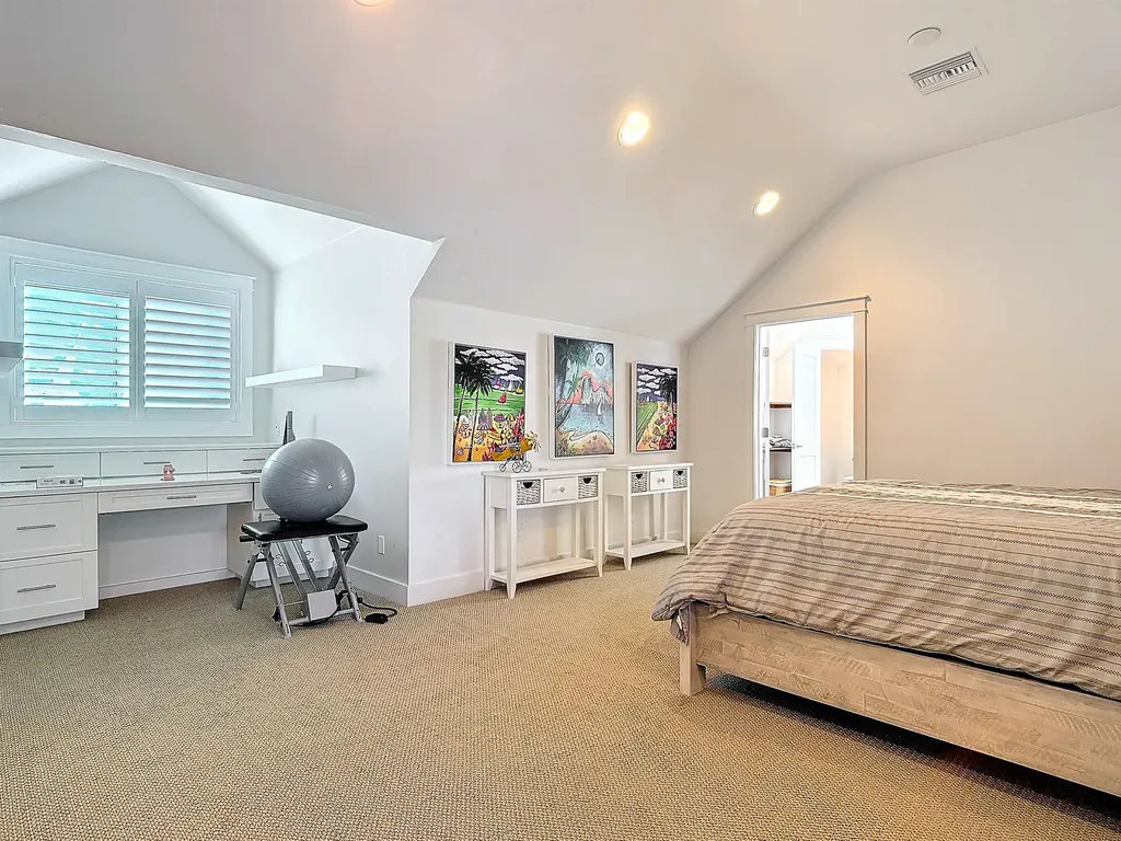 750 Periwinkle Way Sanibel FL 33957