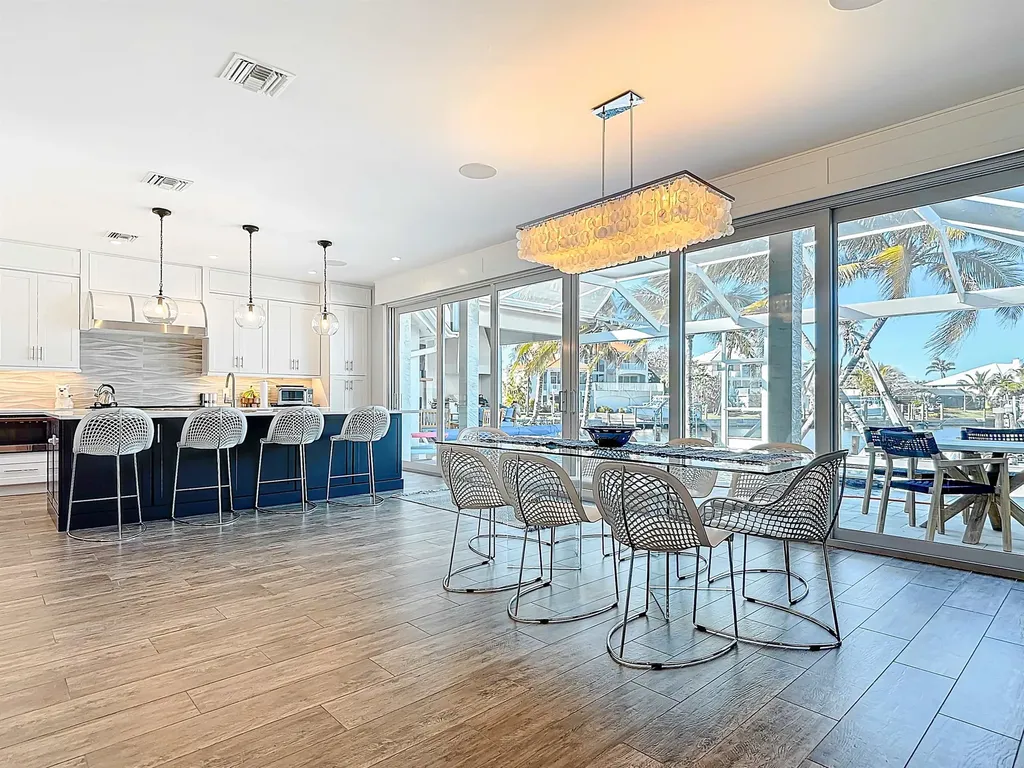 750 Periwinkle Way Sanibel FL 33957