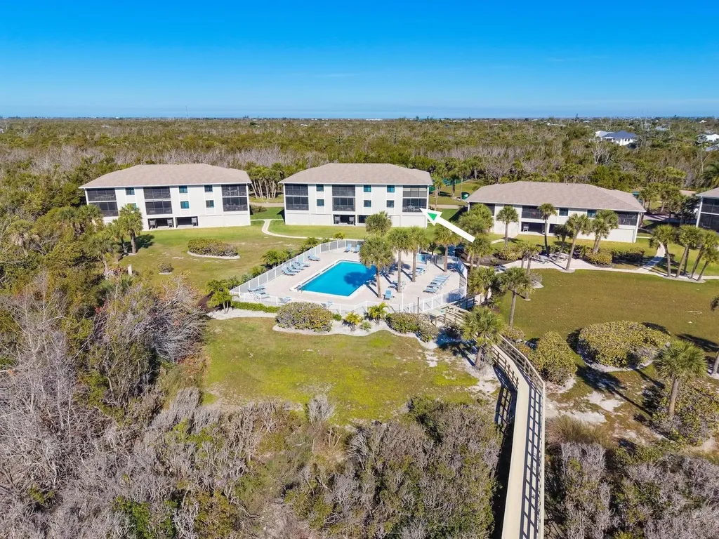 1919 Olde Middle Gulf Drive Sanibel FL 33957