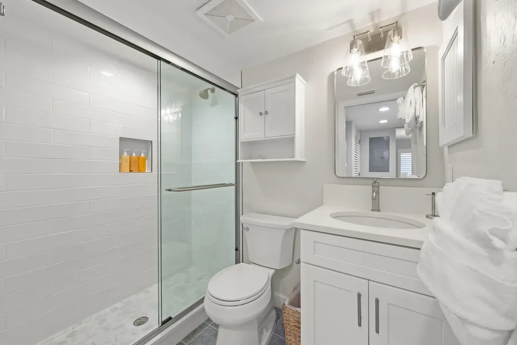 1919 Olde Middle Gulf Drive Sanibel FL 33957