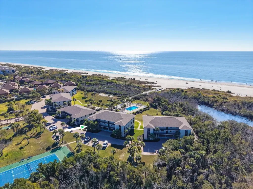 1919 Olde Middle Gulf Drive Sanibel FL 33957