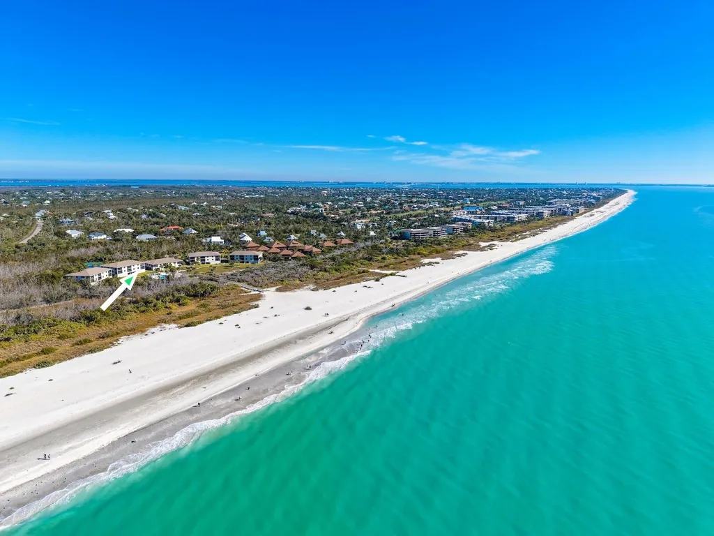 1919 Olde Middle Gulf Drive Sanibel FL 33957