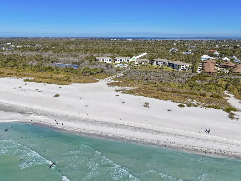 1919 Olde Middle Gulf Drive Sanibel FL 33957
