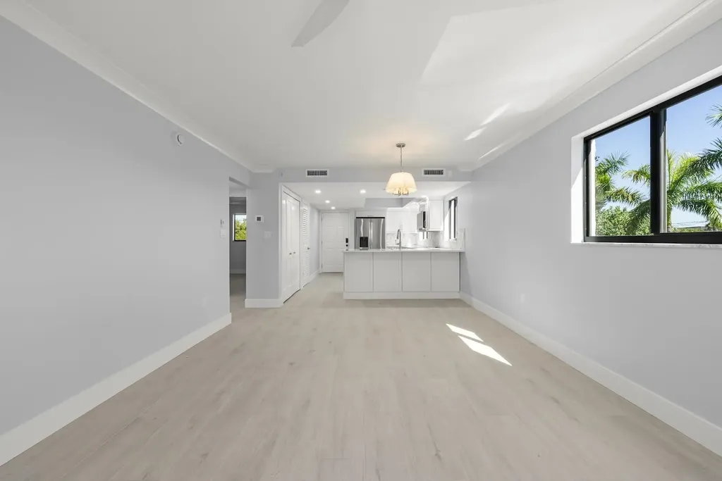 671 E Gulf Drive Sanibel FL 33957