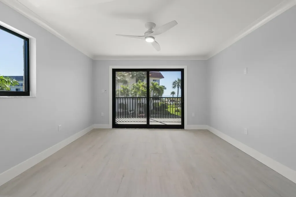 671 E Gulf Drive Sanibel FL 33957