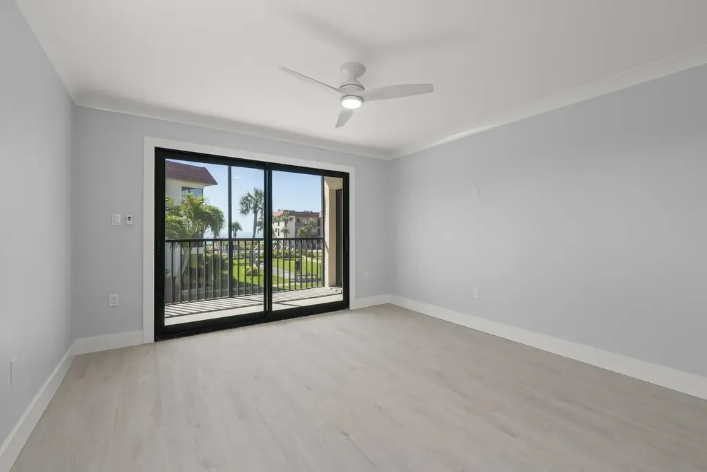 671 E Gulf Drive Sanibel FL 33957