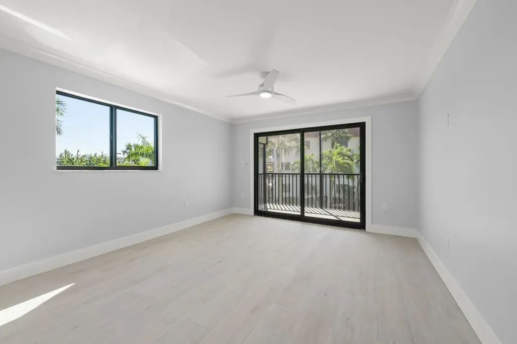 671 E Gulf Drive Sanibel FL 33957