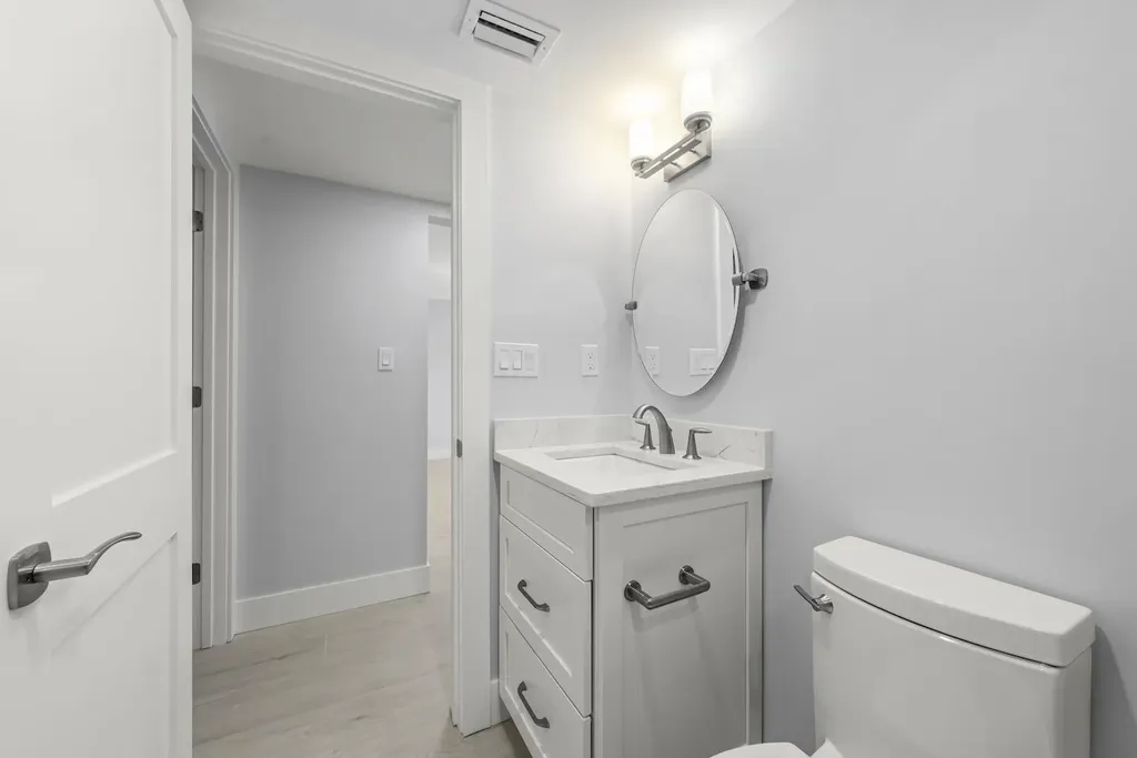 671 E Gulf Drive Sanibel FL 33957