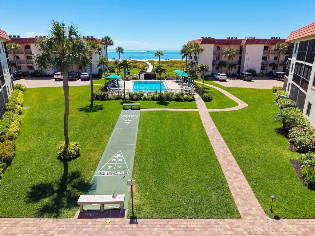671 E Gulf Drive Sanibel FL 33957