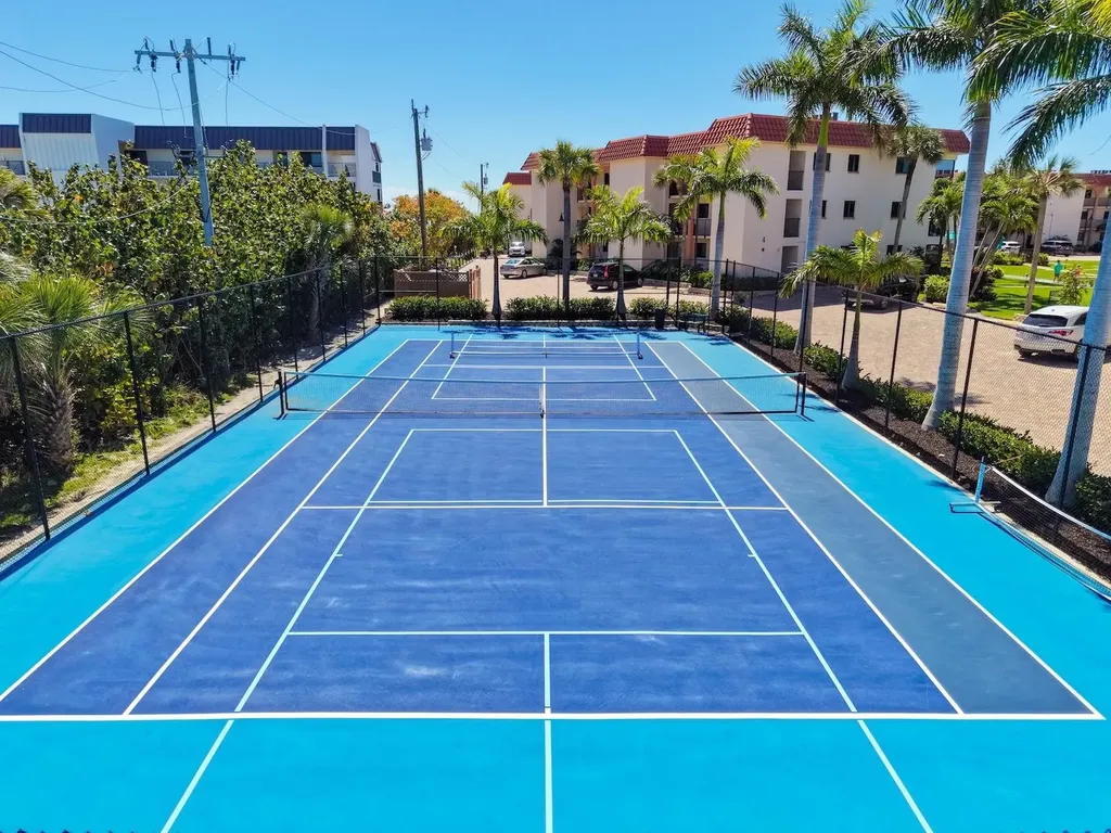 671 E Gulf Drive Sanibel FL 33957