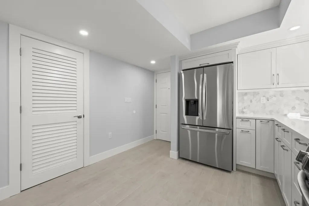 671 E Gulf Drive Sanibel FL 33957