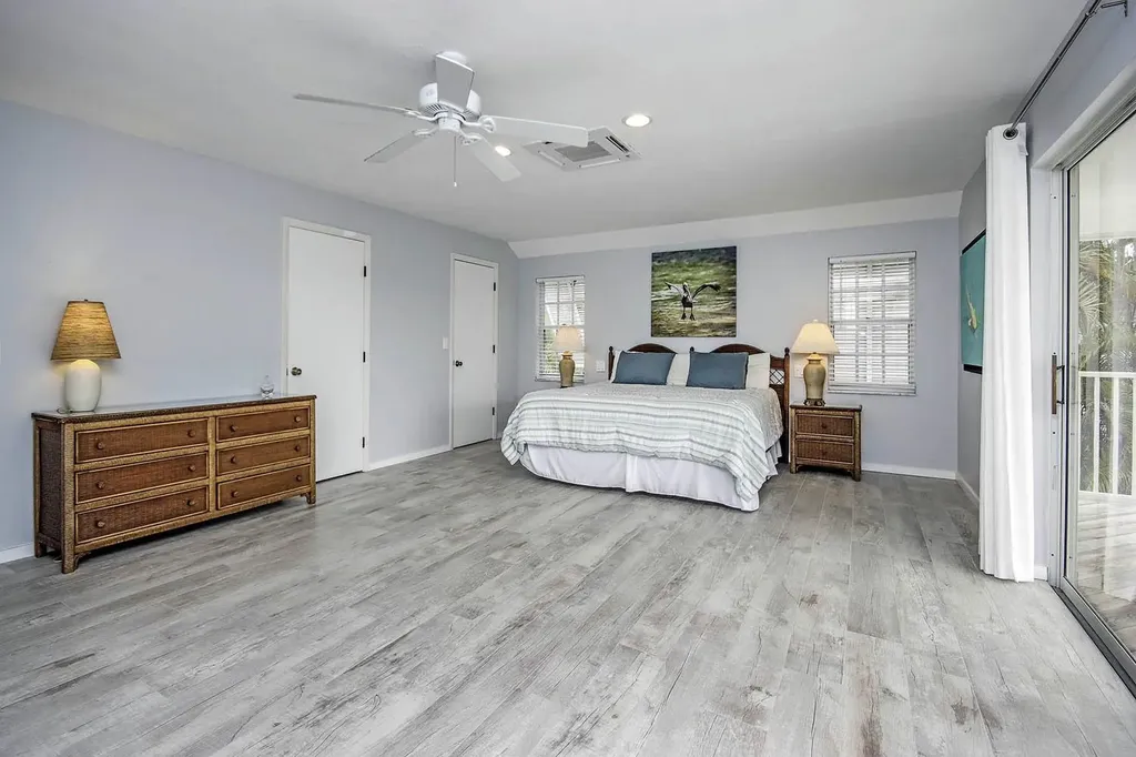 Sanibel FL 33957
