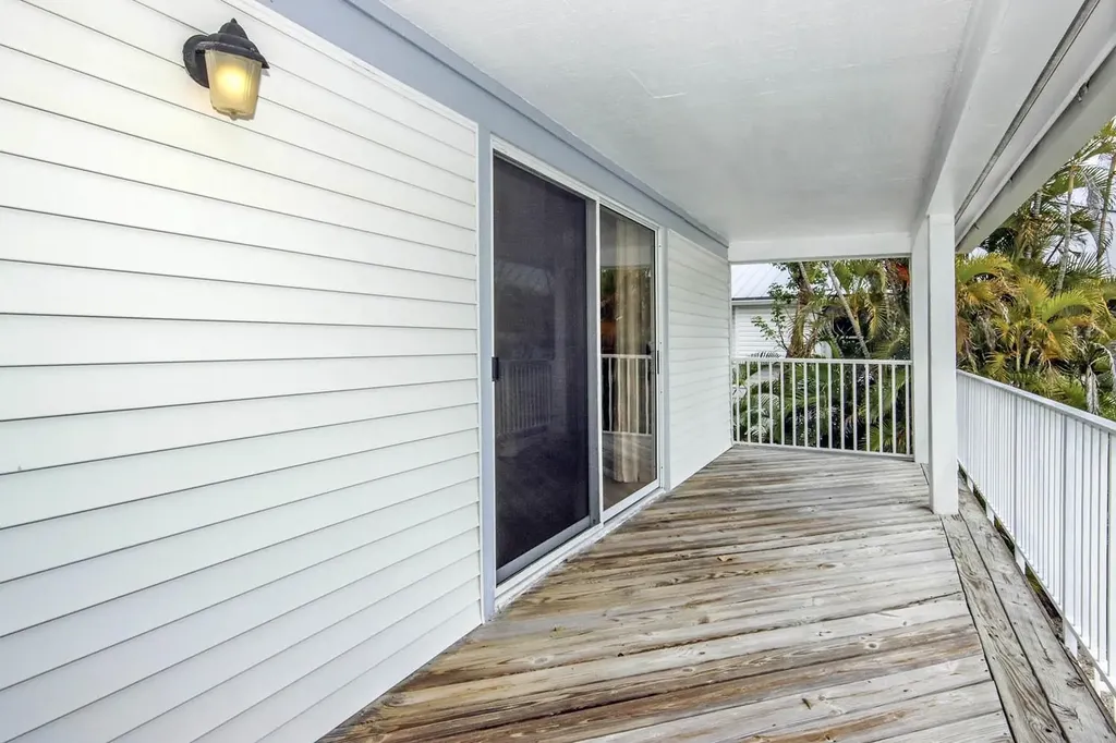 Sanibel FL 33957