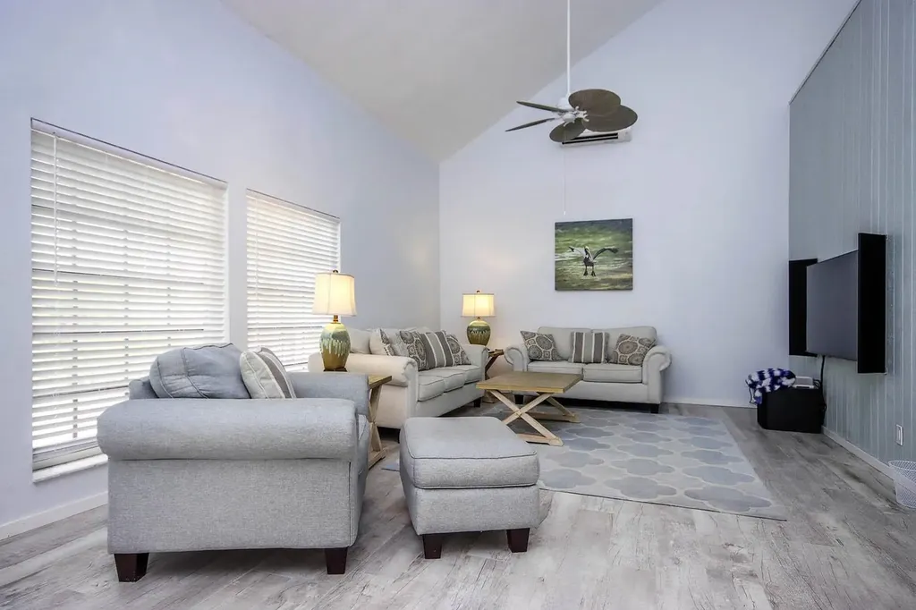 Sanibel FL 33957