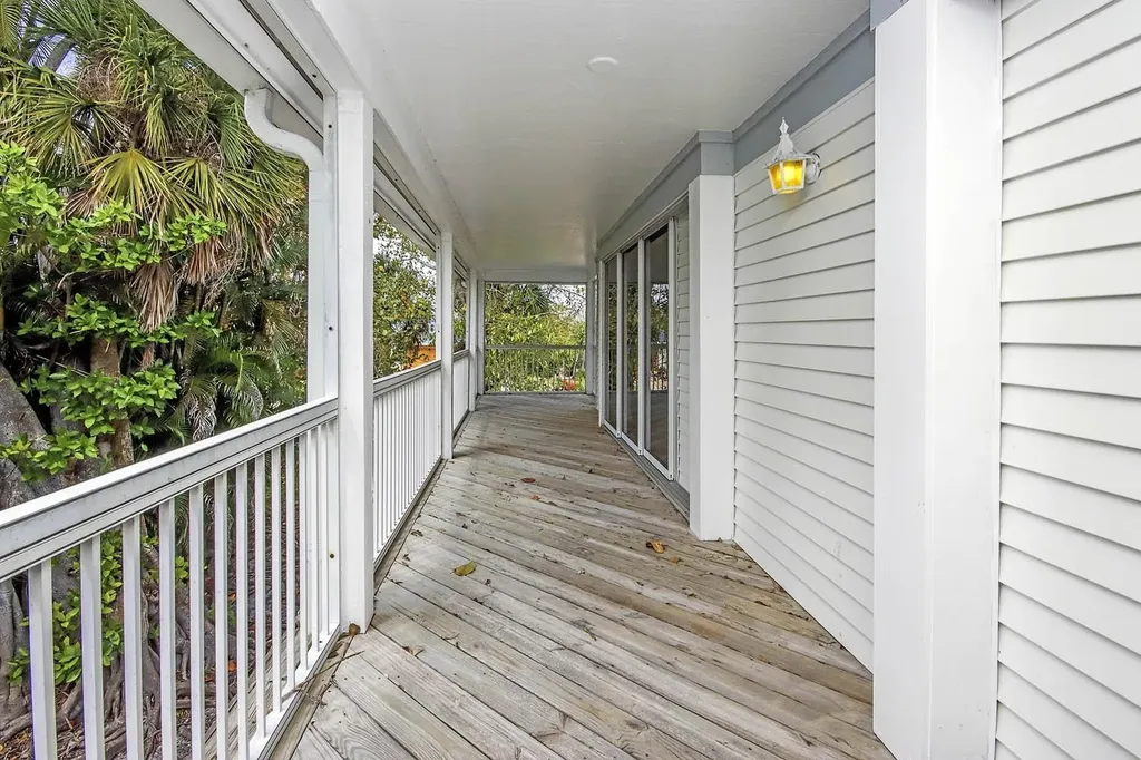 Sanibel FL 33957
