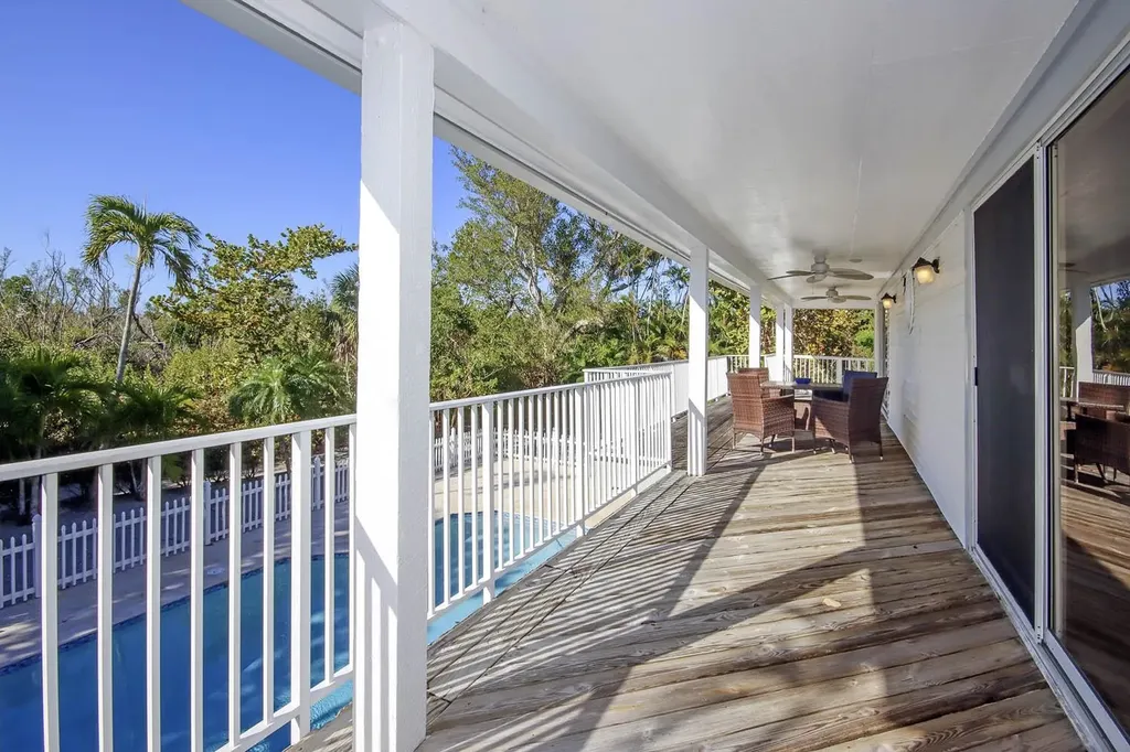 Sanibel FL 33957
