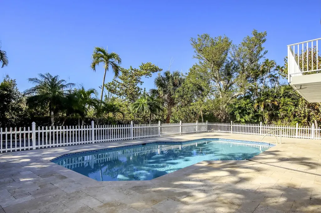 Sanibel FL 33957
