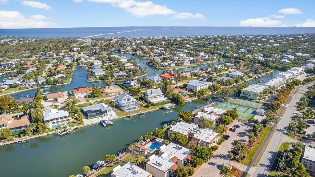 845 E Gulf Drive Sanibel FL 33957