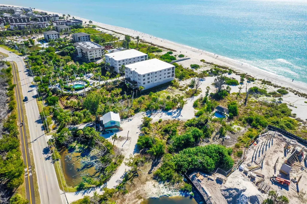 2605 W Gulf Drive Sanibel FL 33957-0000