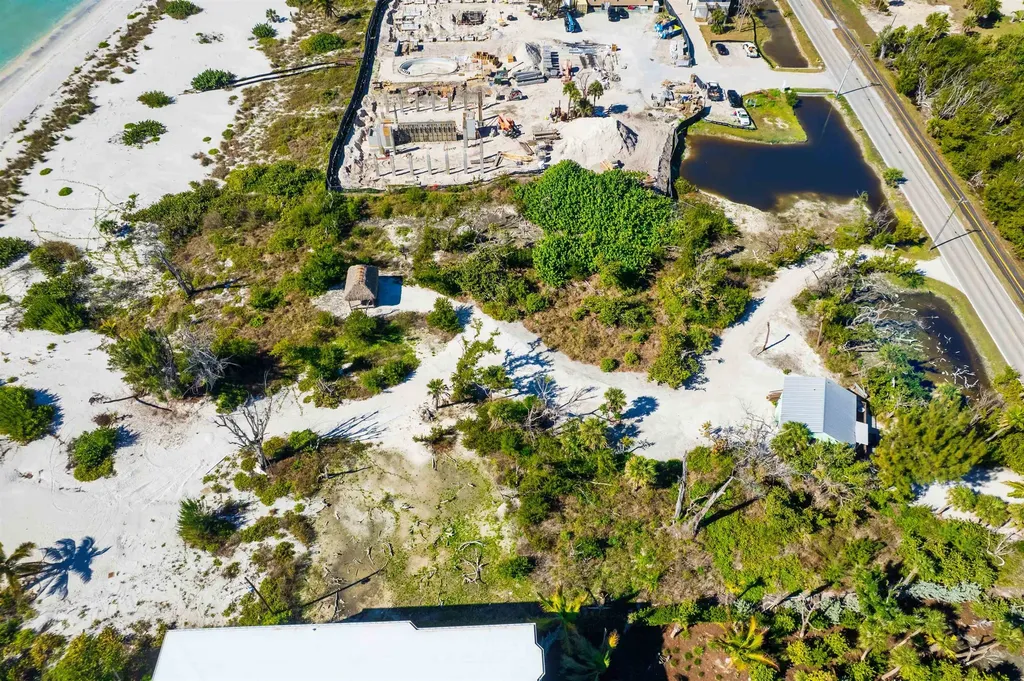 2605 W Gulf Drive Sanibel FL 33957-0000