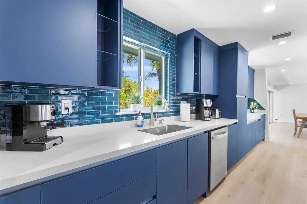 240 Southwinds Drive Sanibel FL 33957