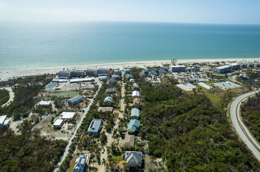 240 Southwinds Drive Sanibel FL 33957