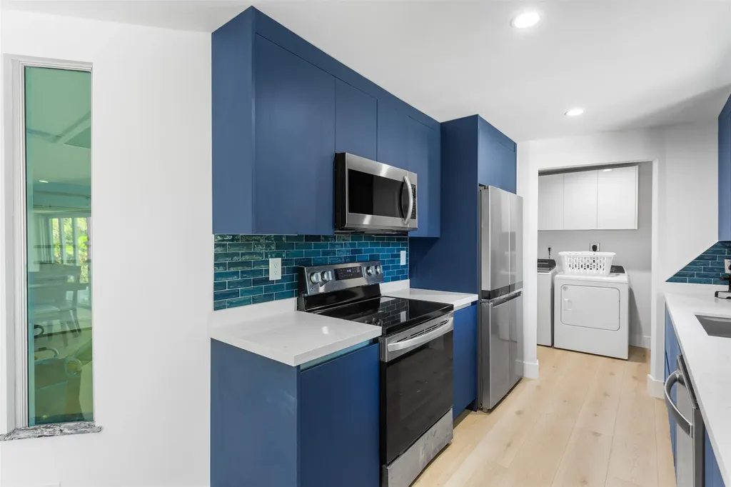 240 Southwinds Drive Sanibel FL 33957