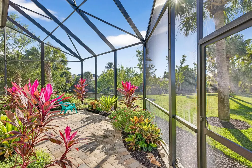 1637 Sabal Sands Road Sanibel FL 33957