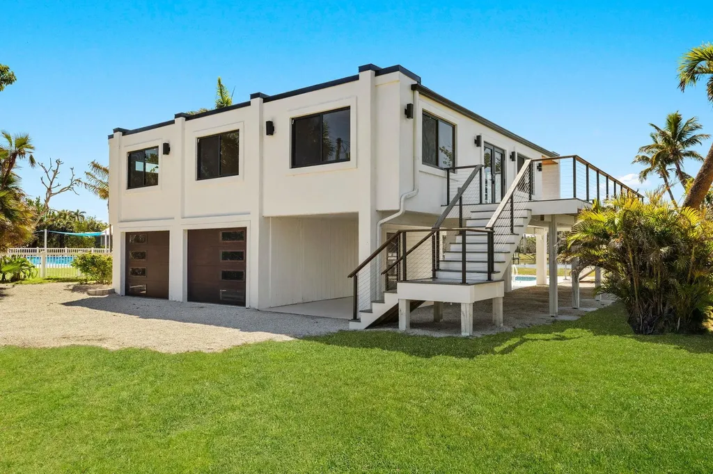 3702 Coquina Drive Sanibel FL 33957