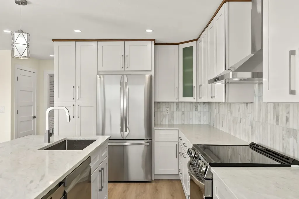 3702 Coquina Drive Sanibel FL 33957