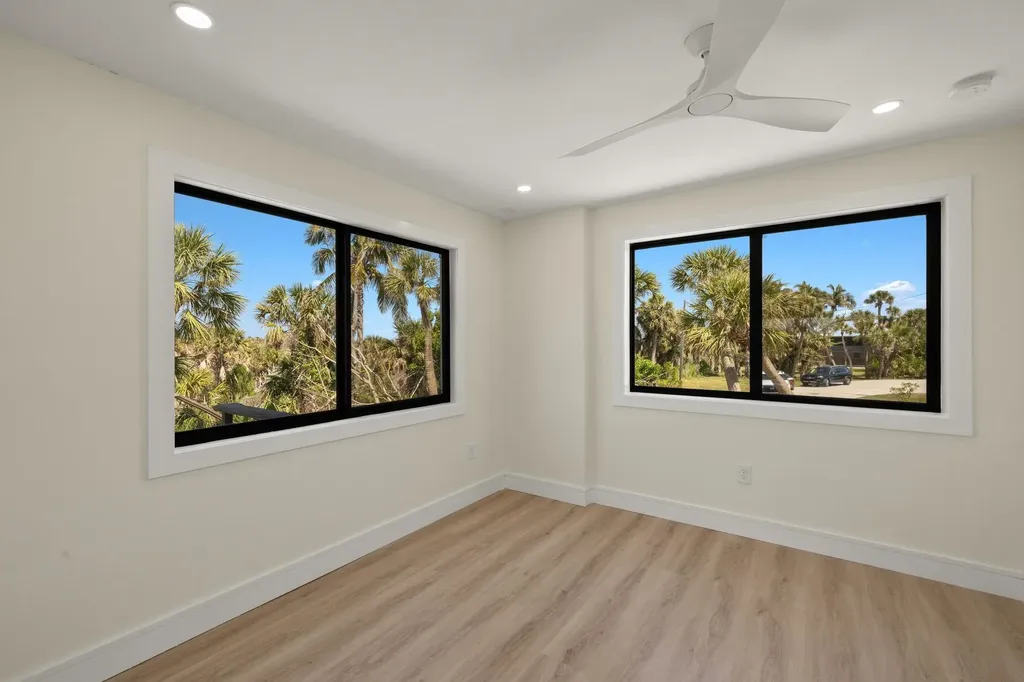 3702 Coquina Drive Sanibel FL 33957