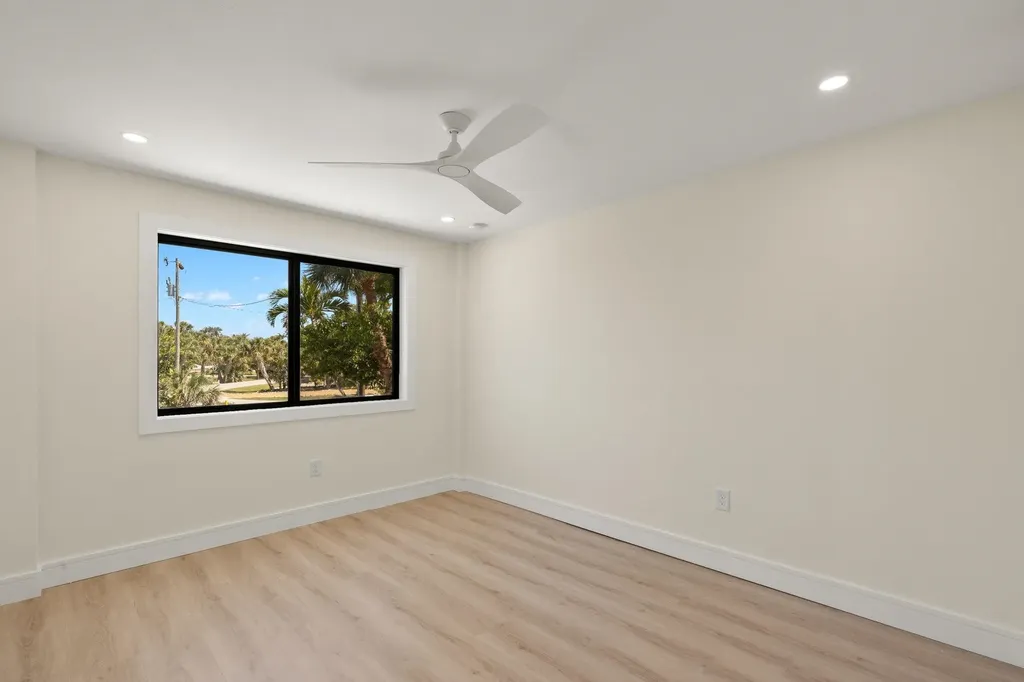 3702 Coquina Drive Sanibel FL 33957
