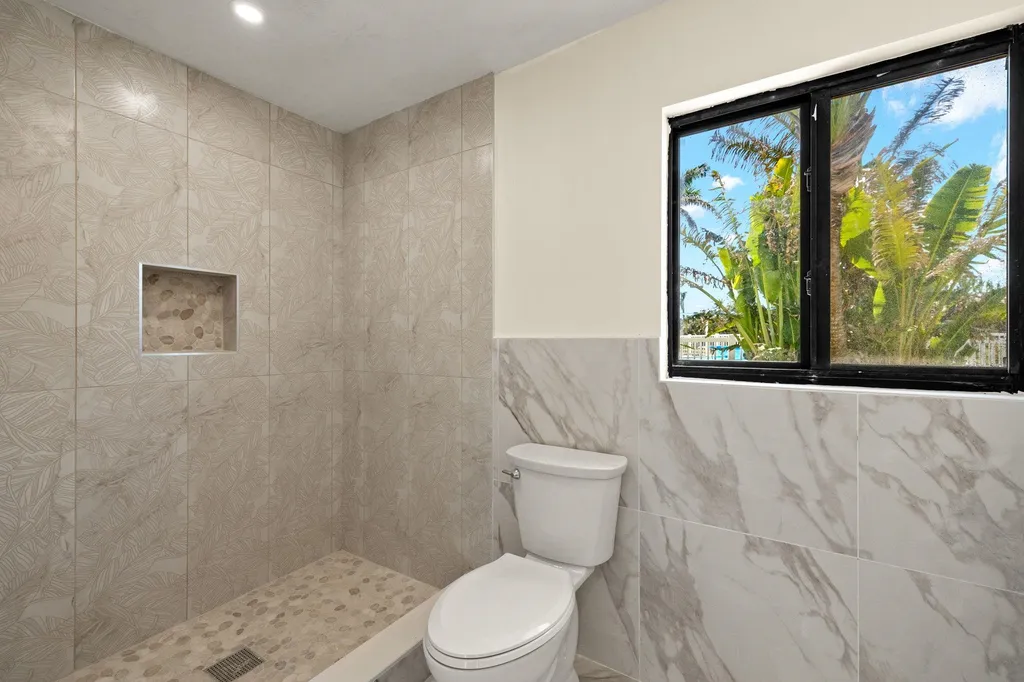 3702 Coquina Drive Sanibel FL 33957