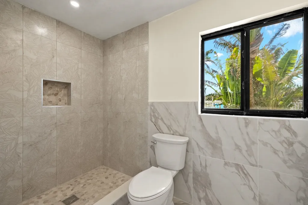 3702 Coquina Drive Sanibel FL 33957