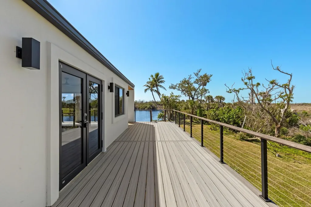 3702 Coquina Drive Sanibel FL 33957