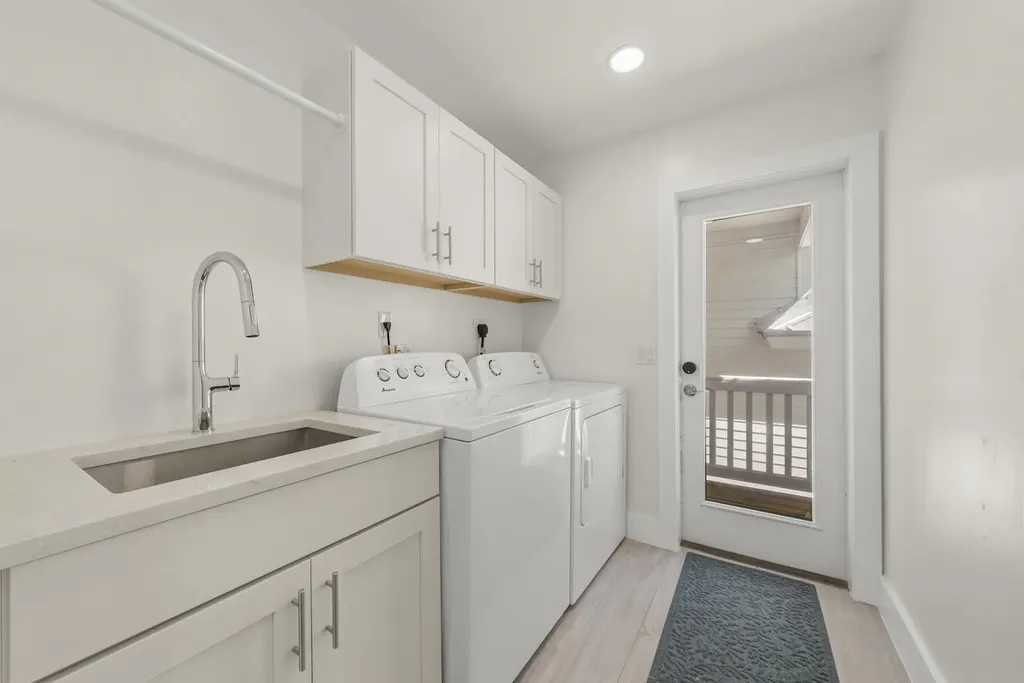 3708 Agate Court Sanibel FL 33957