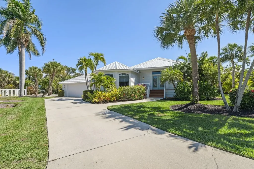 3708 Agate Court Sanibel FL 33957