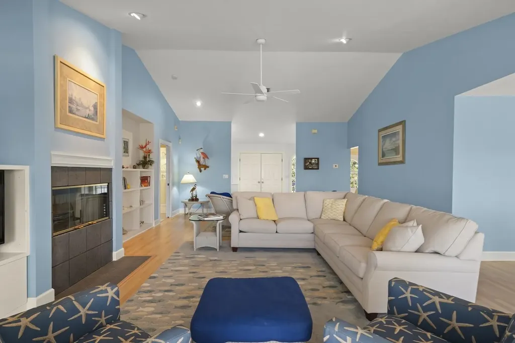 4534 Bowen Bayou Road Sanibel FL 33957