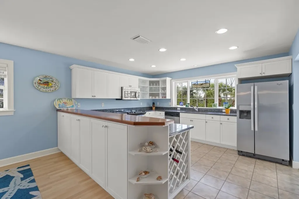 4534 Bowen Bayou Road Sanibel FL 33957