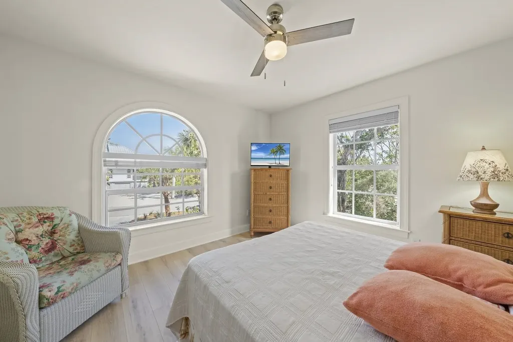 4534 Bowen Bayou Road Sanibel FL 33957