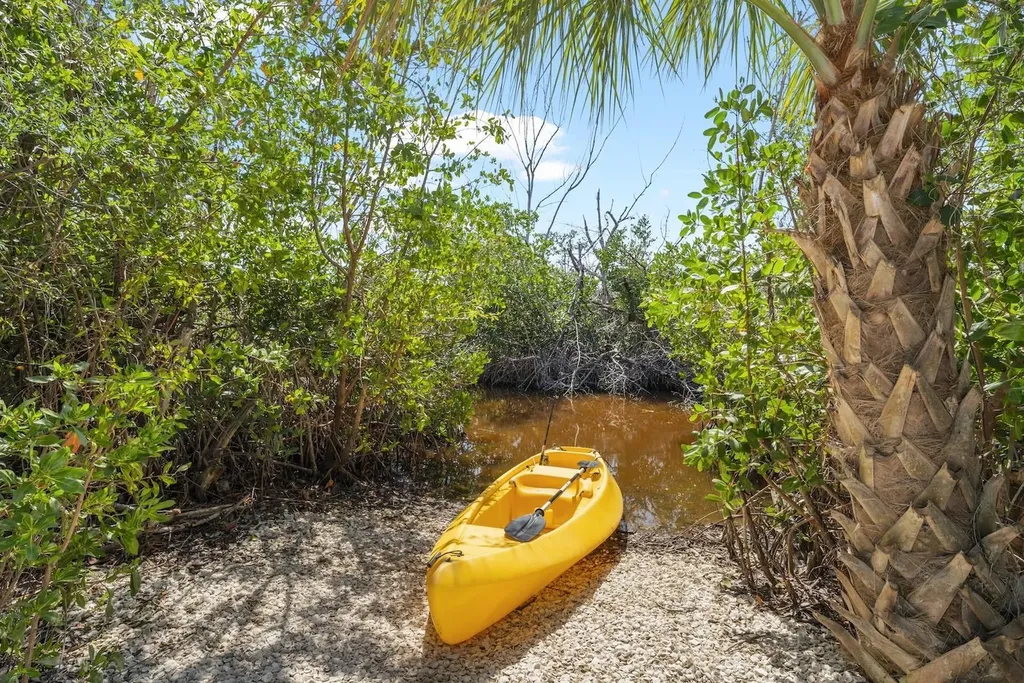 4534 Bowen Bayou Road Sanibel FL 33957