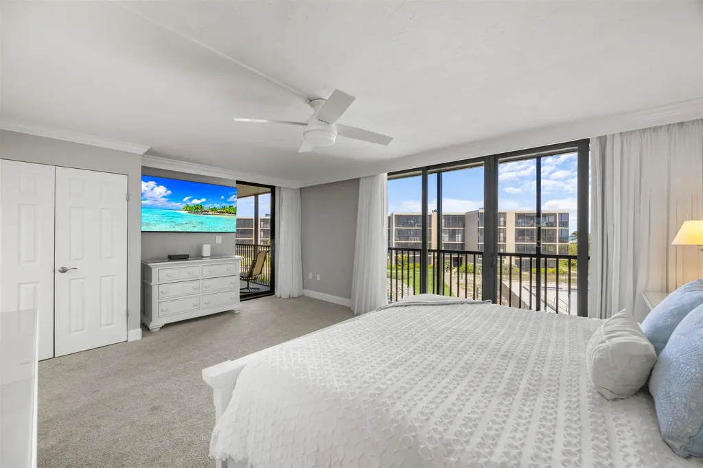 1401 Middle Gulf Drive Sanibel FL 33957