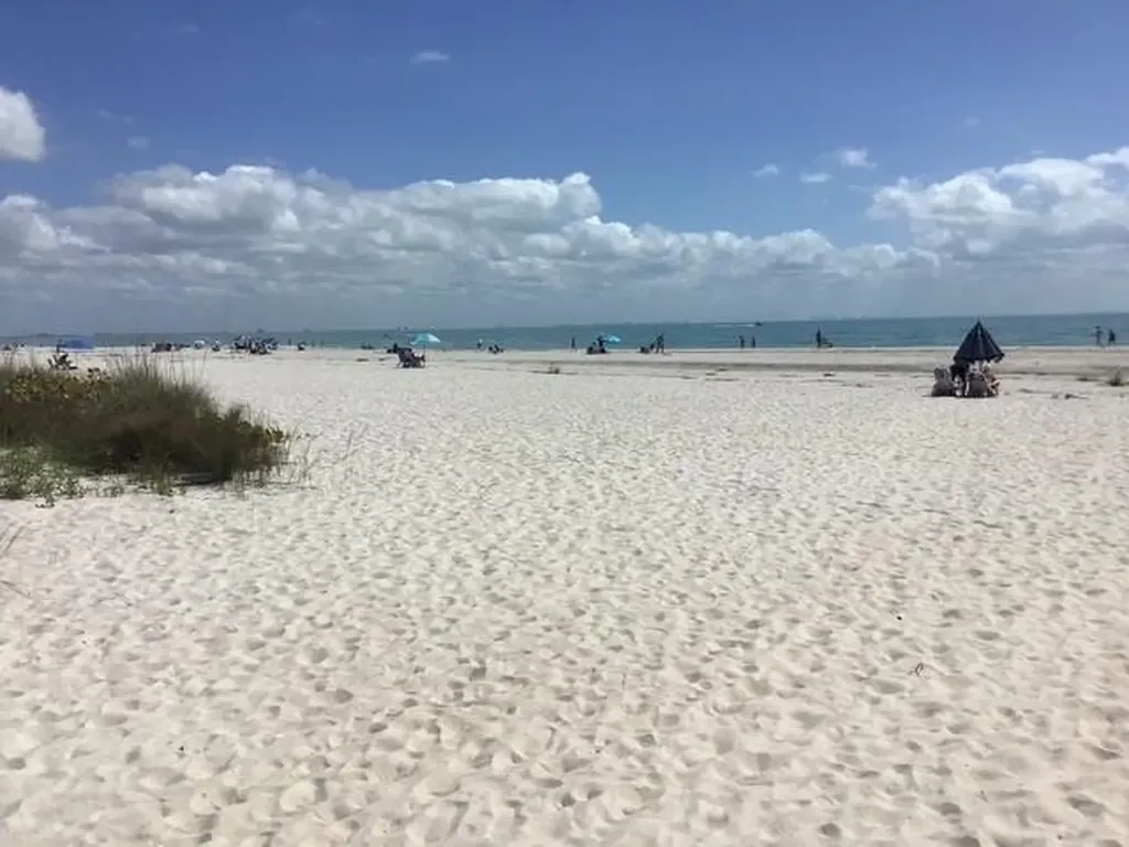 610 Donax Street Sanibel FL 33957